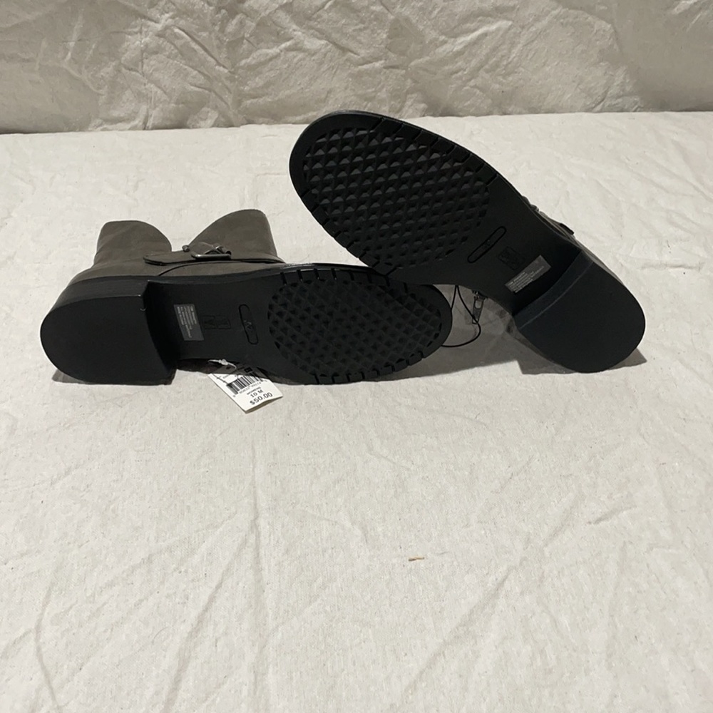 AEROSOLES Grey Booties - Picture 4 of 5